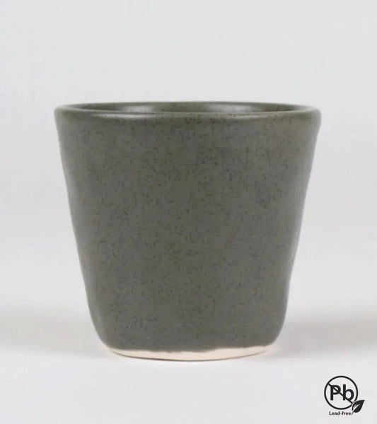 Esmalte verde con efecto oscuro para baja temperatura. - Hilario Studio Pottery 